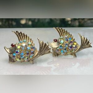 Vintage Rhinestone Fish Brooch Pair – Gold Tone AB Crystals